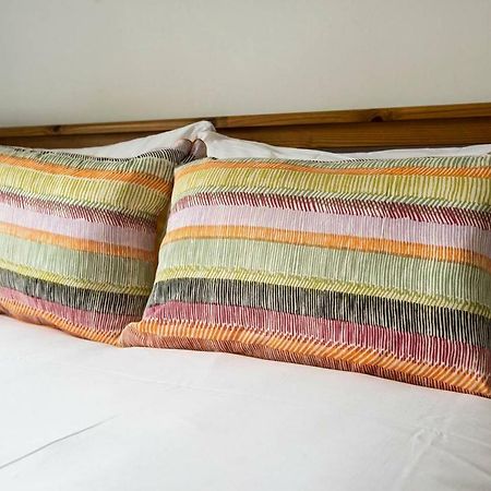 Altido Ultra Stylish Calton Road Apt W/ Parking Leilighet Edinburgh Eksteriør bilde